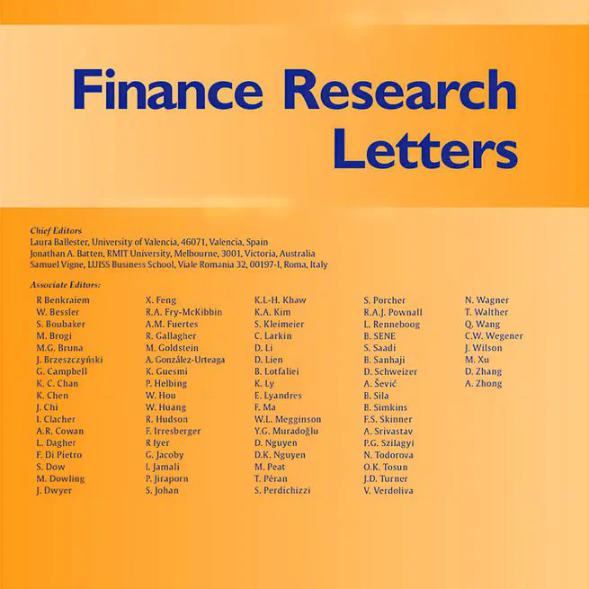 A Bayesian estimation approach of random switching exponential smoothing with application to credit forecast